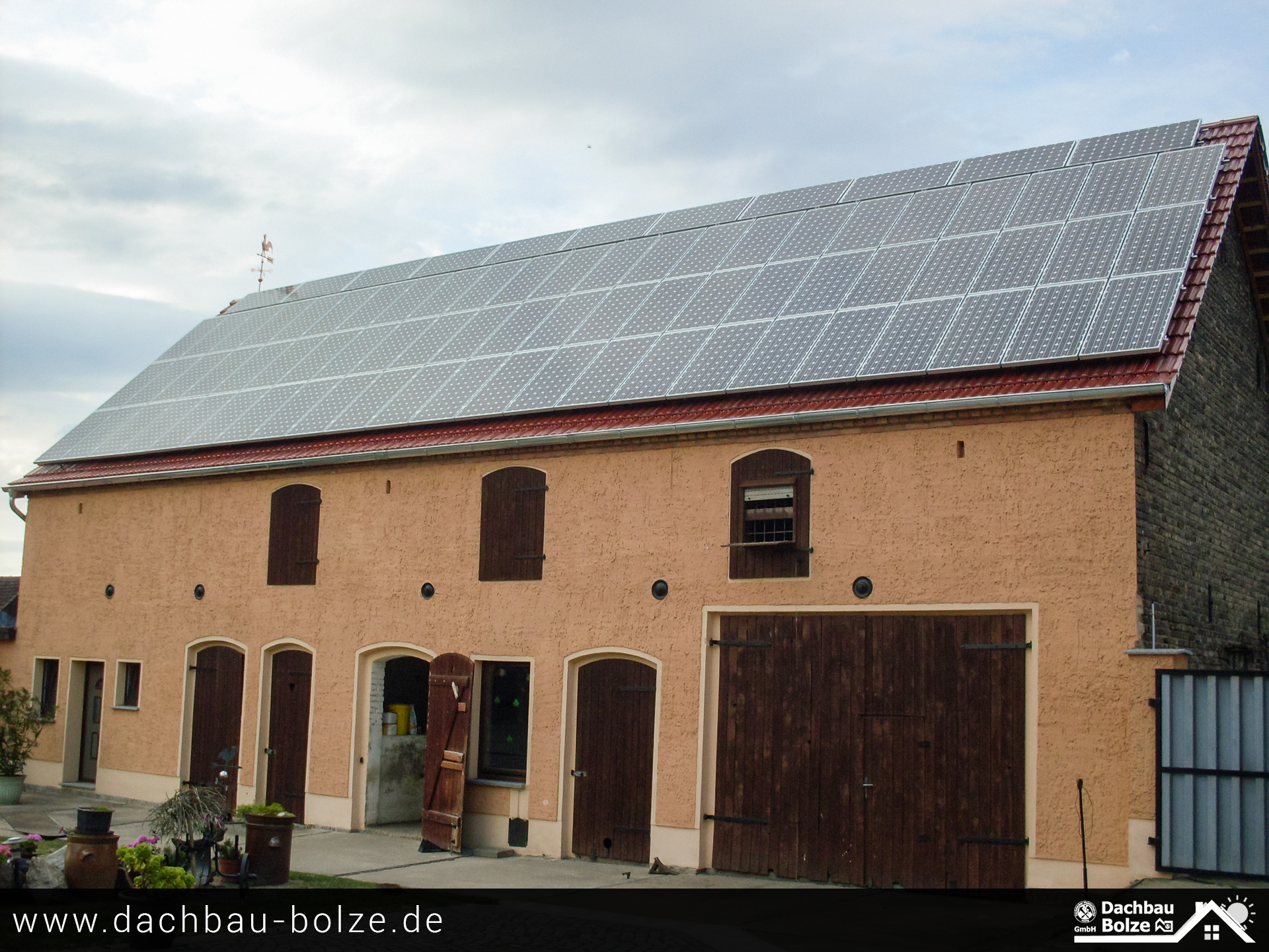 Dacheindeckung & Photovoltaikanlage Dachbau-Bolze